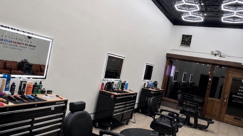 Cutz With Coop Barber Studio