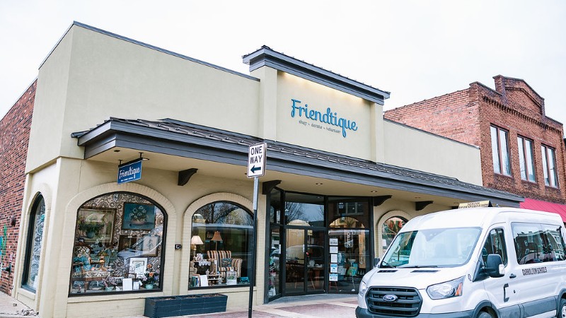 Friendtique