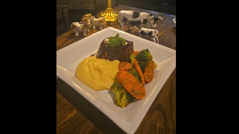 Marge's Supper Club and Lucky Lounge