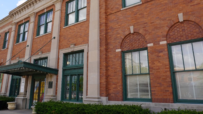 Visit Quad Cities - Union Station