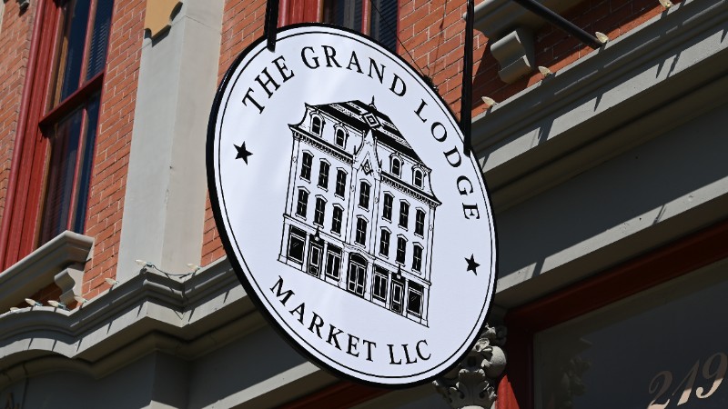 Grand Lodge Market LLC