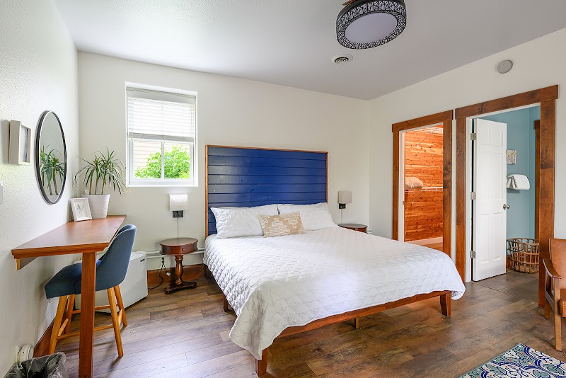 Root River Inn & Suites