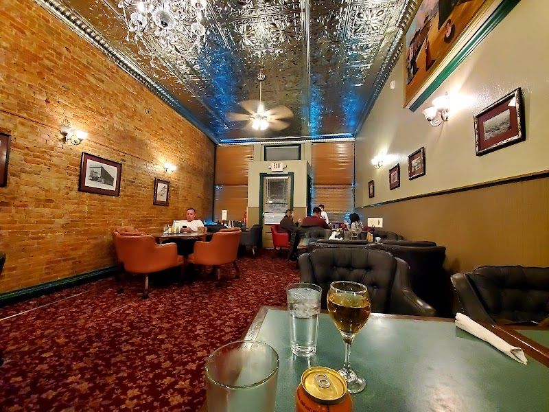 Quincys Steak & Spirits