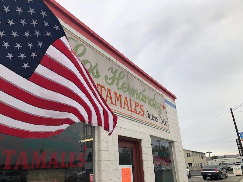 Los Hernandez Tamales