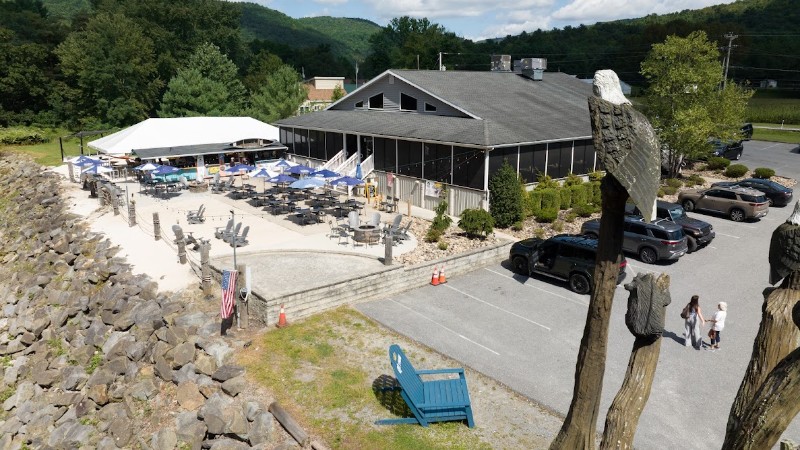 Pier 87 Bar & Grill