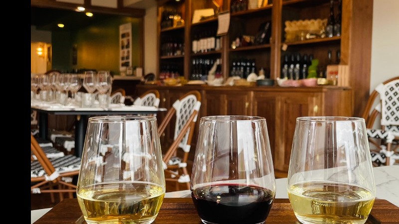 Black Flower Wine & Provisions